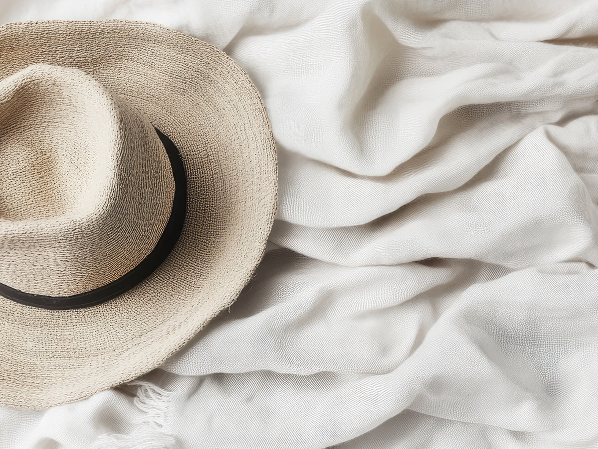 The best clothing for menopausal women: why natural fibers make a difference