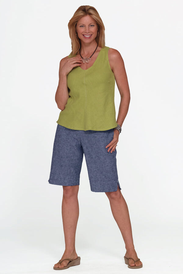 cotton bermudas shorts in a dark denim wash
