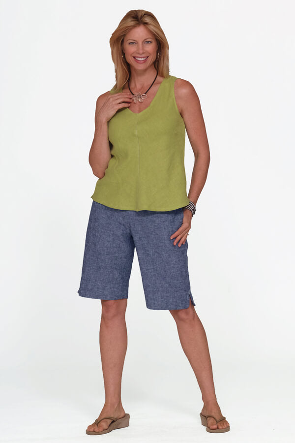 cotton bermudas shorts in a dark denim wash