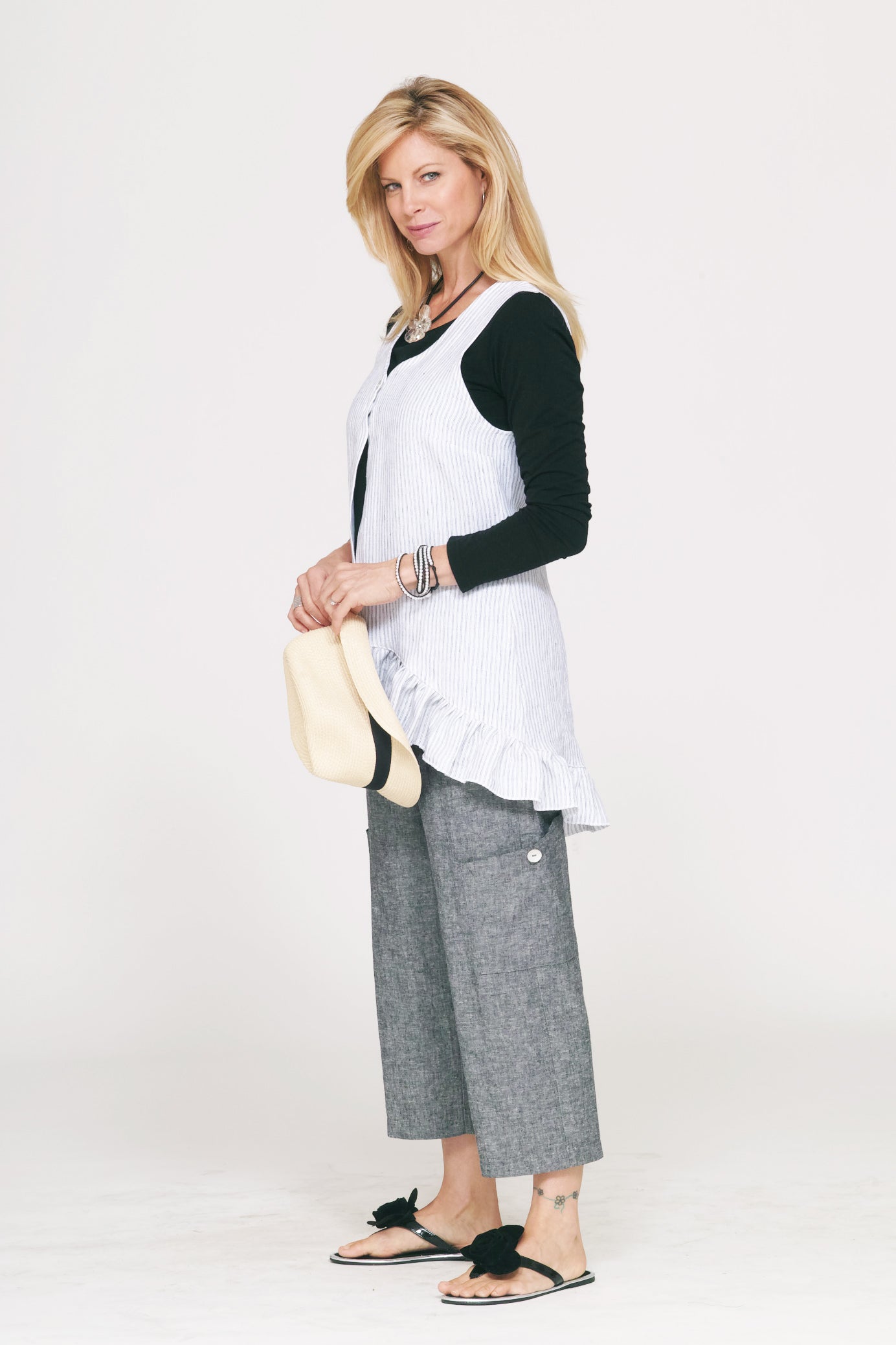 linen blend pocket pant in charcoal